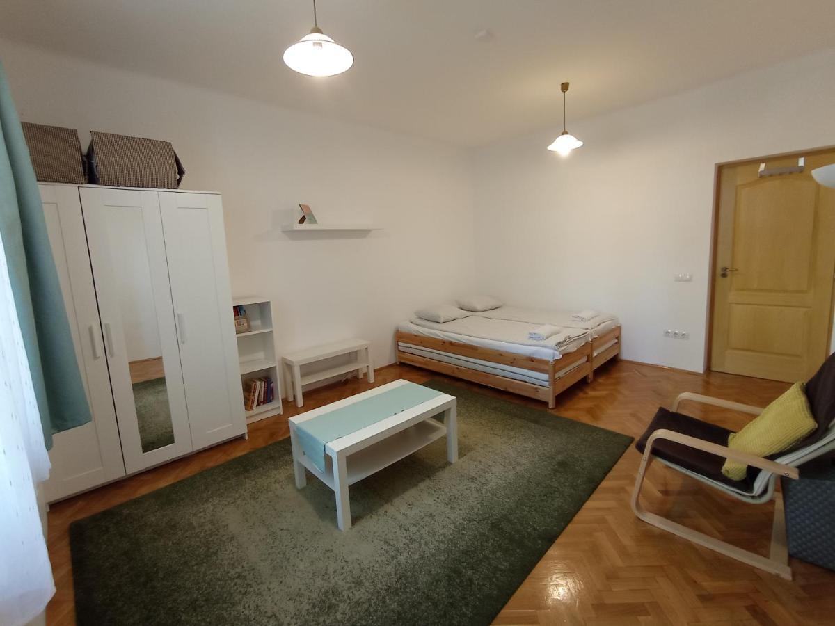 Gizella Apartman Eger Eksteriør billede